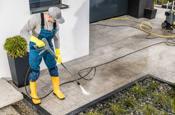 Why Choose Our Certified Pressure Washing Experts for Your Project Needs in Aetna Estates, CO?